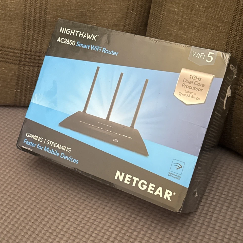 BRAND NEW Nighthawk AC2600 Smart WiFi Router 2.6 Gbps Gaming Router - Image 3 of 4
