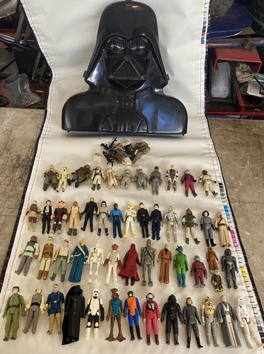 Vintage Star Wars Figure Lot Case Weapons & Accessories 52 Figures 70’s-80’s