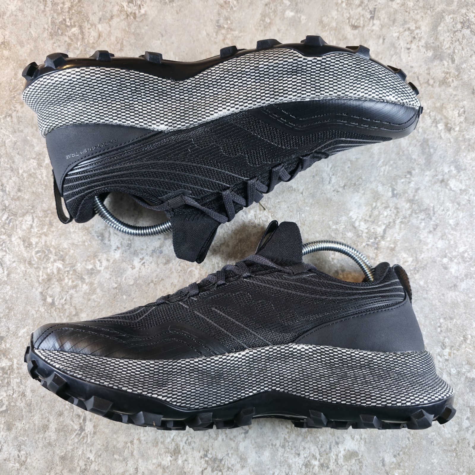 Saucony Mens Endorphin Trail Black Gravel Running Shoes S20647-10 Size 8 New thumbnail 5