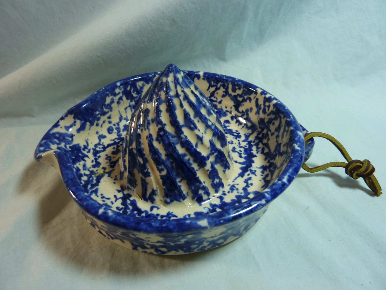 Vintage Blue & White Spongeware Pottery Citrus Reamer/Juicer