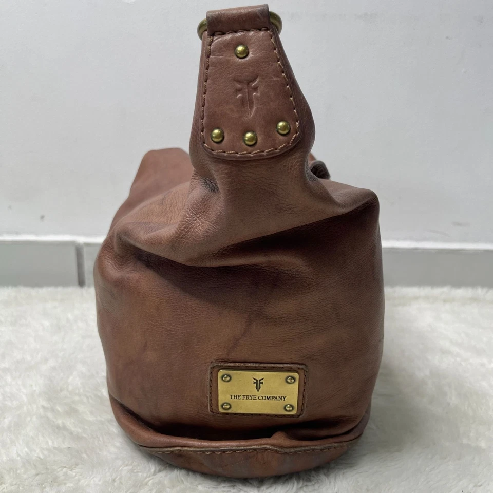 Bolso de hombro para mujer The Frye Company de cuero marrón 10 x 13,5"" Foto 3 de 4