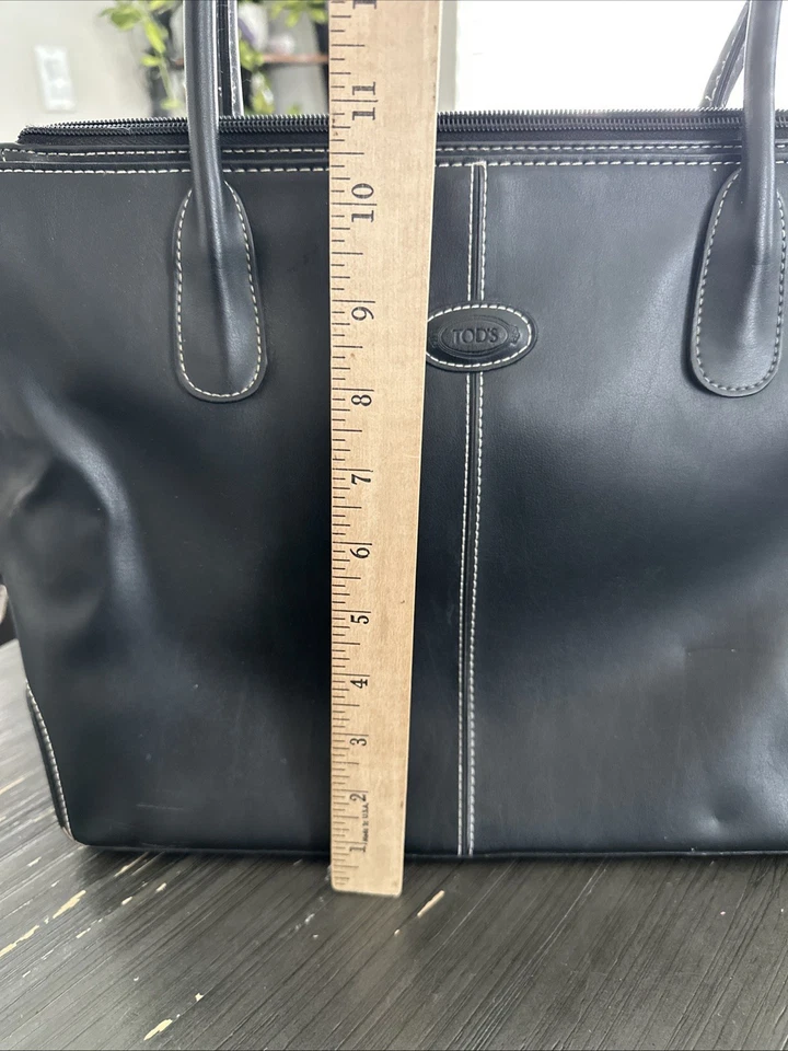 Tod's D Bag Black Leather Large Tote Shoulder Hand Bag Authentic Vintage - Image 3 of 4