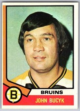 1974-75 Topps #239 - John Bucyk Boston Bruins (EX) *HGCARDS*