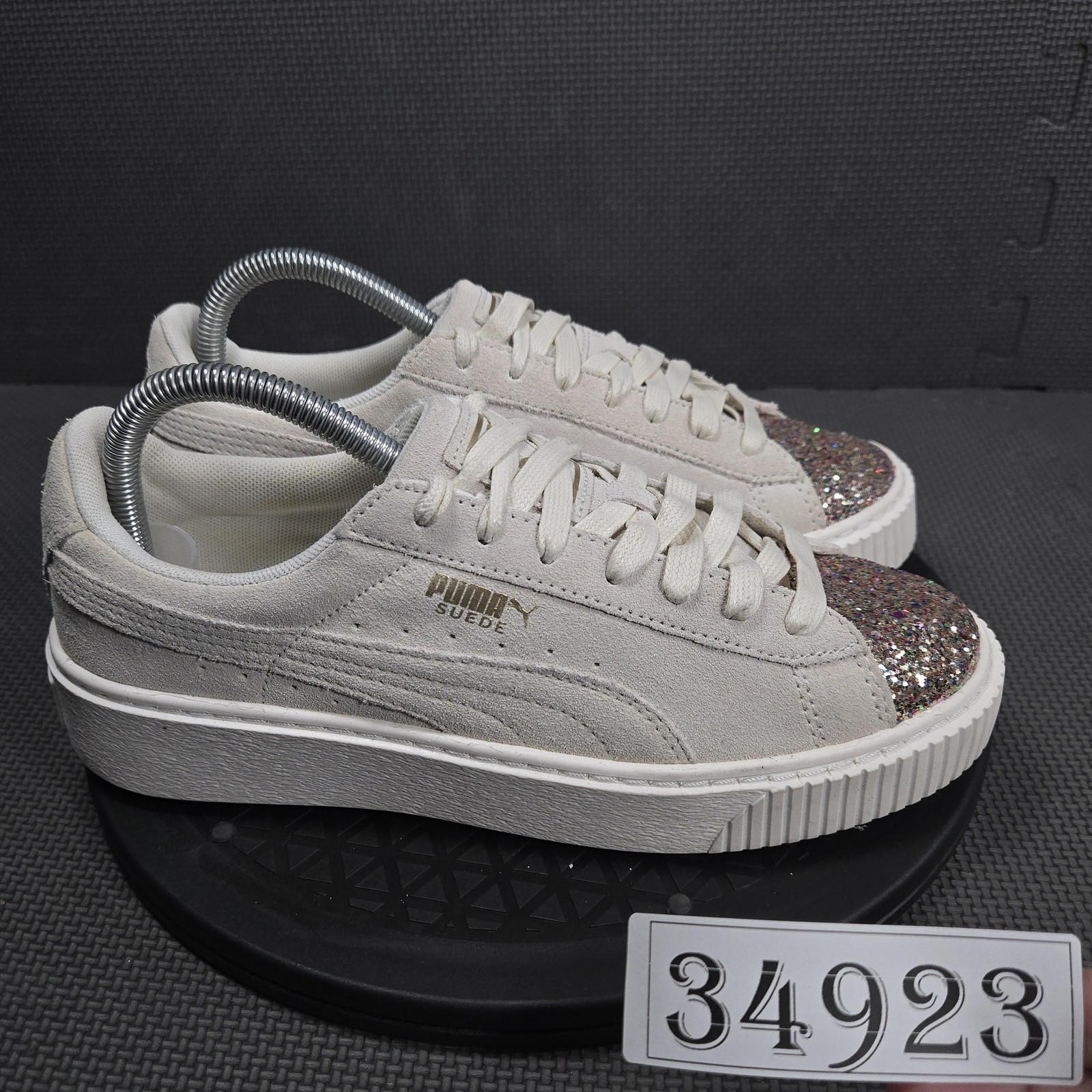 PUMA Suede Shoes Womens Size 9 Beige Glitter Toe Platform Sneakers 356886-02