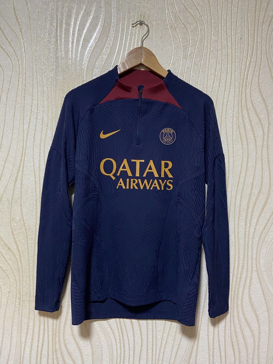 PARIS SAINT GERMAIN 2023 2024 PRE MATCH SQUAD DRILL TOP NIKE PARIS SAINT GERMAIN 2023 2024 PRE MATCH SQUAD DRILL TOP NIKE