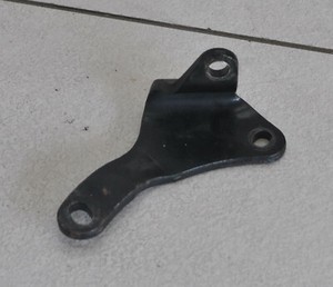 OPEL Vectra B (95-99) 1,6 16V 74KW Halter Oese am Motor #32032-B122
