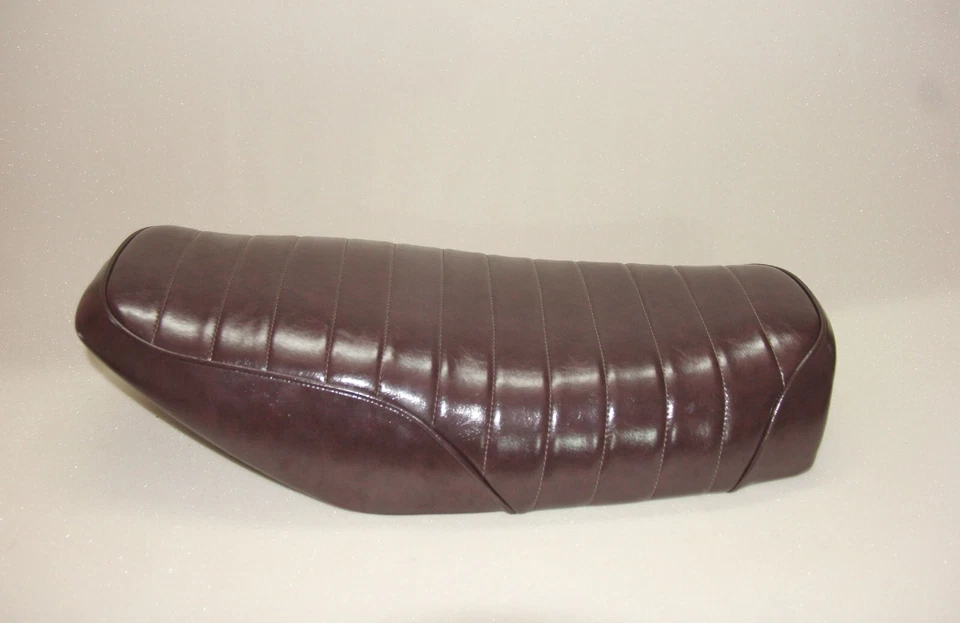 Sillín asiento moto Kawasaki KZ400 B1 B2 C1 C2 1978-1979 CÓDIGO: L4708 Foto 2 de 4