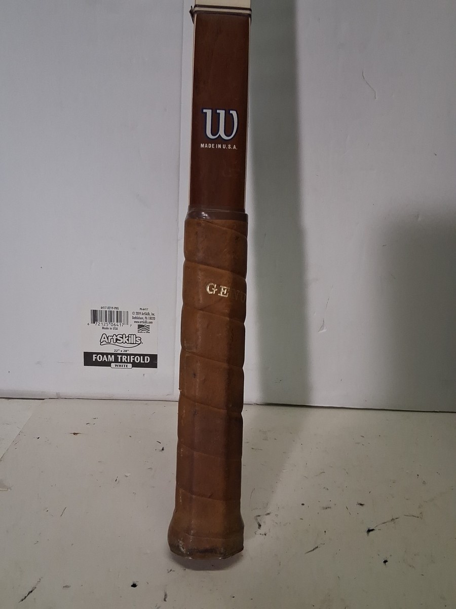 Raquette de tennis en bois autographe vintage Wilson Chris Evert