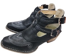 Roper Willa Women s Black Snip Toe Western Booties Size 5.5 Buckle Chic