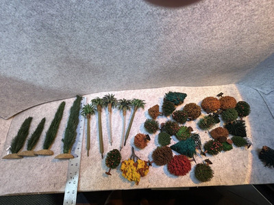 N SCALE OR HO SCALE NOT SURE, / Kits / landscape / structures