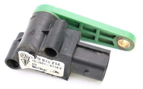 Porsche Cayenne 958 92A Niveausensor 95834107600 rechts VW Touareg 7P 7P0616214