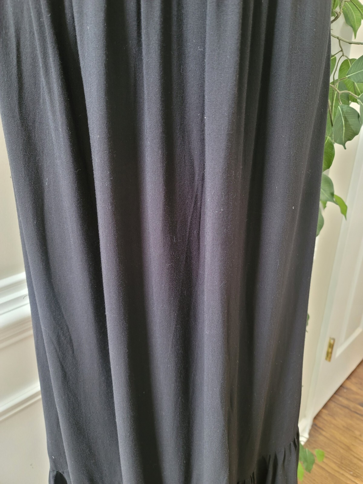 As U Wish Women's Black Solid Polyester Scoop Nec… - image 8