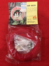 LeeWards 1975 "Snow Wreath" Ornament Kit Art No. 16-47825 1240 BB 