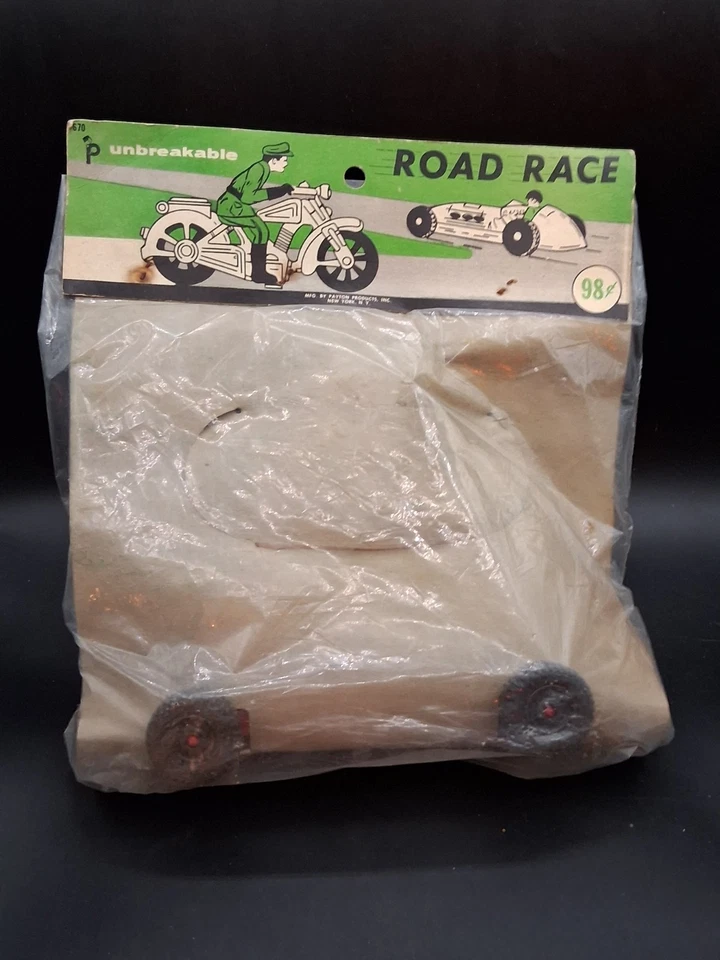 Vintage 1960 Payton Products Motocicleta de Plástico com Piloto e Carro de Corrida com Motorista NOS - Imagem 4 de 4