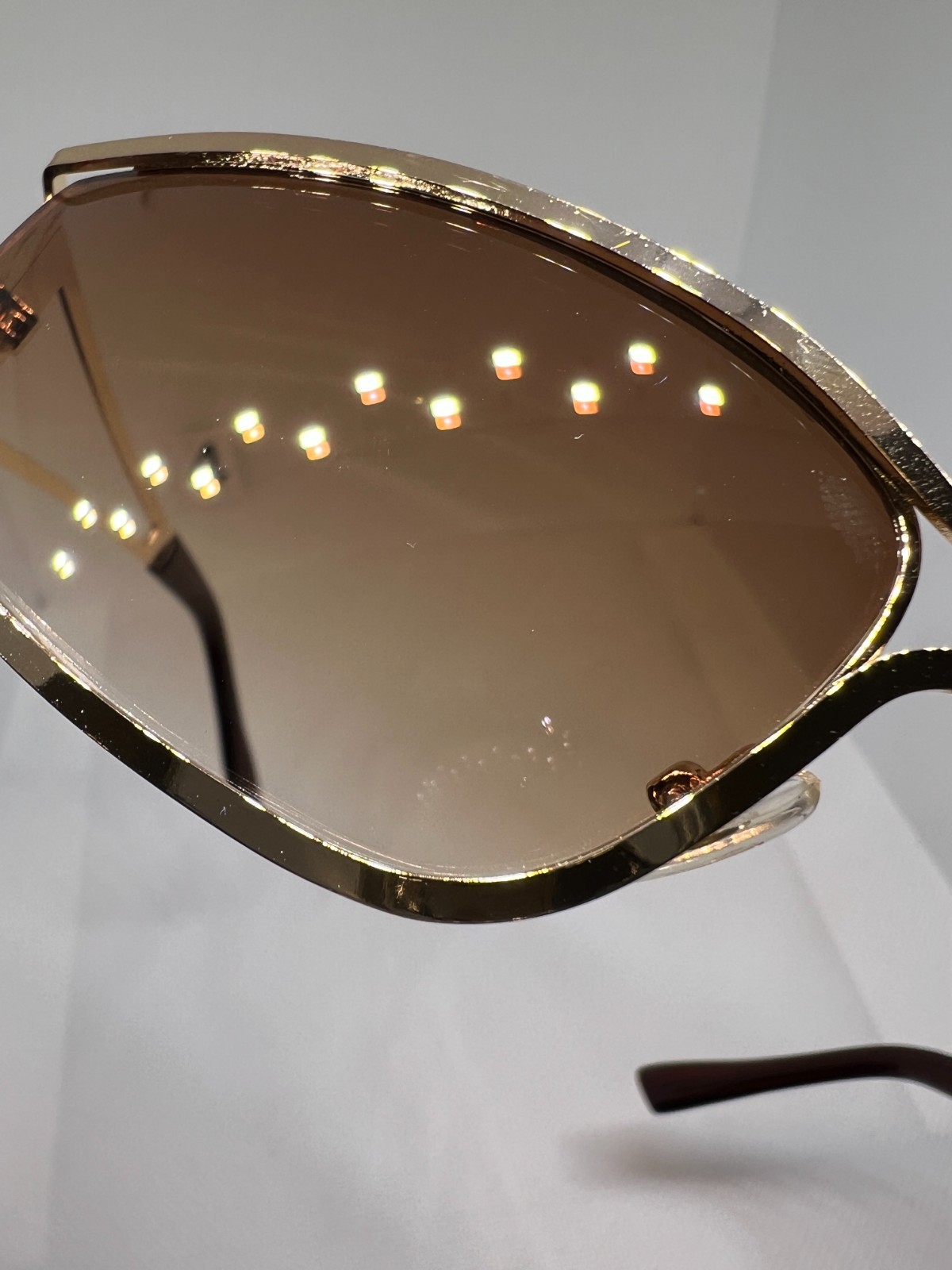 Stylish Gold Frame Brown Gradient Sunglasses – Mo… - image 4