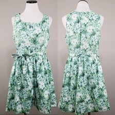 GAP Floral Print Tie-Belt Fit+Flare Dress Sz 4P Womens Green Sleeveless Pockets