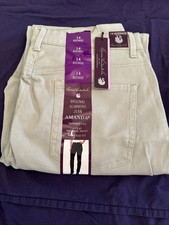 Gloria Vanderbilt Amanda Slimming Tapered Leg Jeans