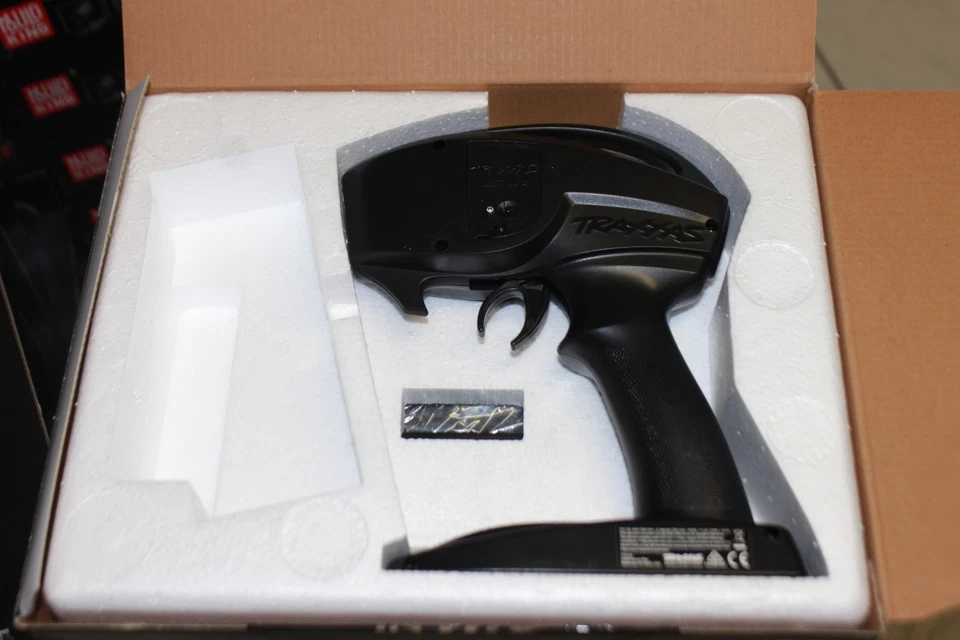 Traxxas 101177-4 FOX 1 Ford F-150 Raptor R Ultimate RTR FOX Special Edition 1:10 - Bild 4 von 4