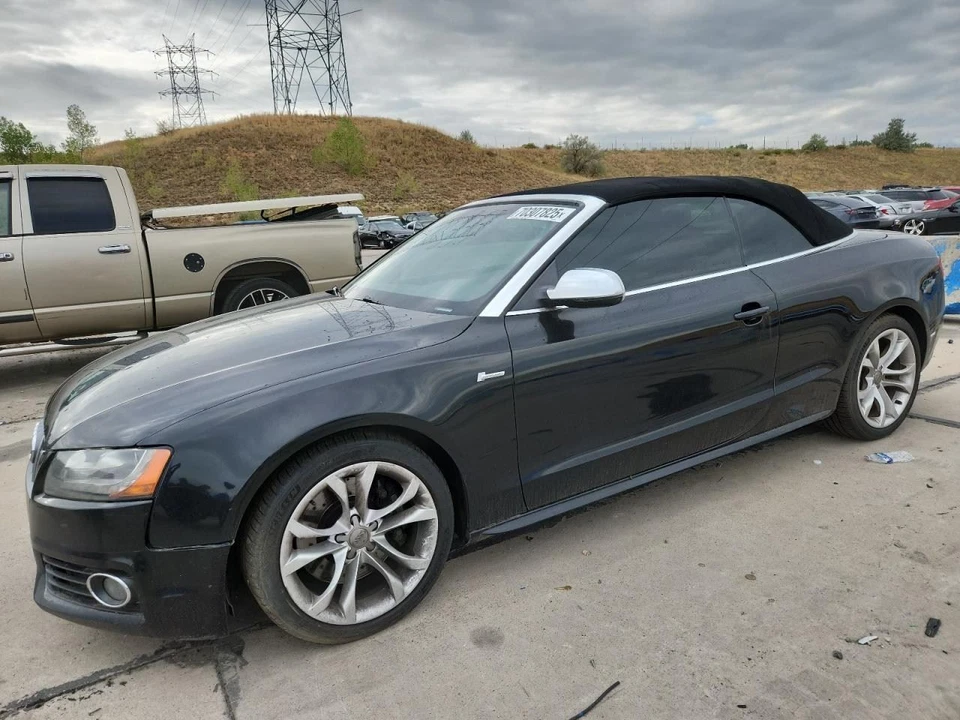 Верхняя решетка подходит для 08–12 AUDI S5 654506 - Изображение 3 из 4