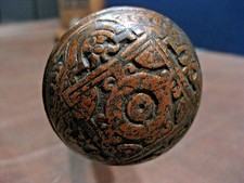 MW.119: ANTIQUE FOLK ART DECO BURNT BRONZE COLOR WALKING STICK CANE - RARE