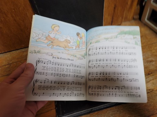 A Little Golden Book of Hymns 1985 VTG religious church Christian music - Picture 5 of 11