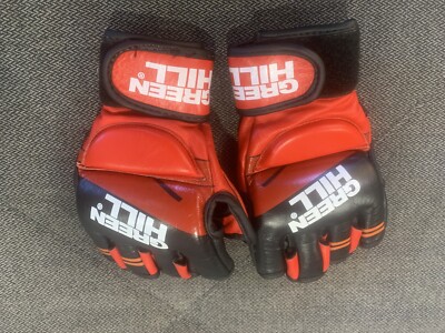 Green Hill Hook and Loop MMA Gloves - Red Size Small Fingerless