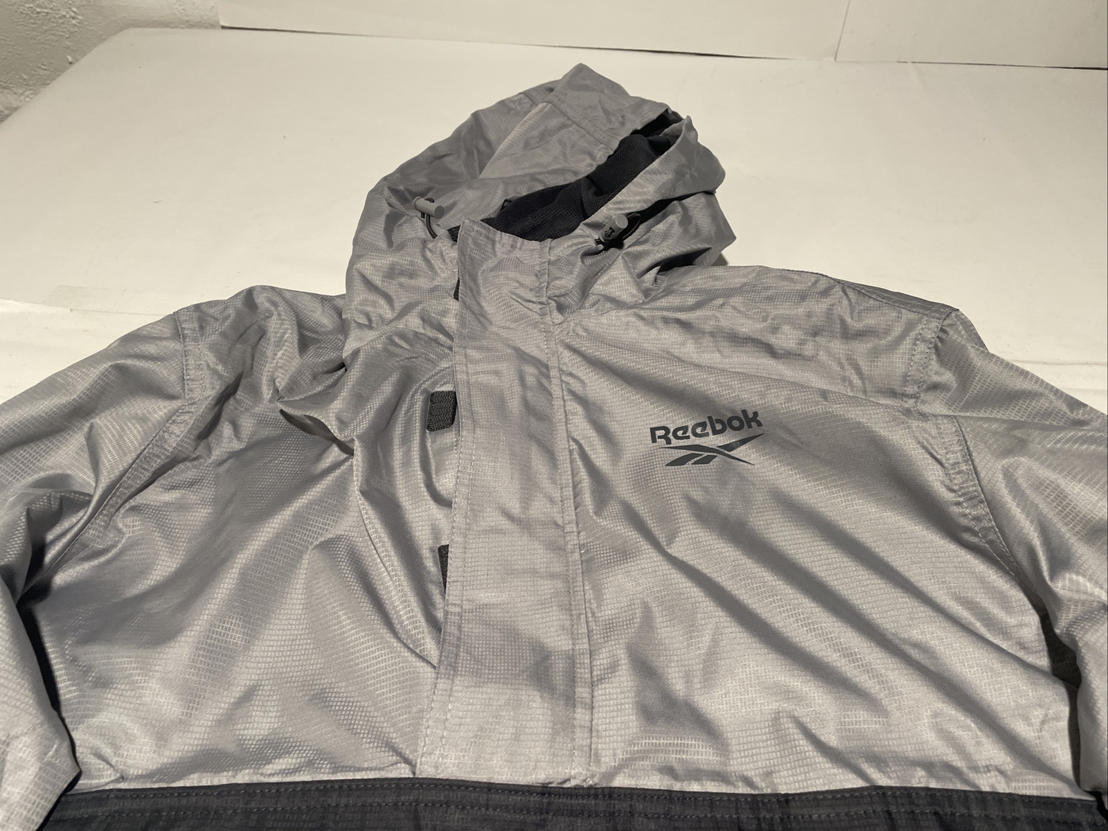 Reebok Windbreaker Pullover 1/4 Zip Lightweight Hooded Jacket Golf Gray Large thumbnail 11