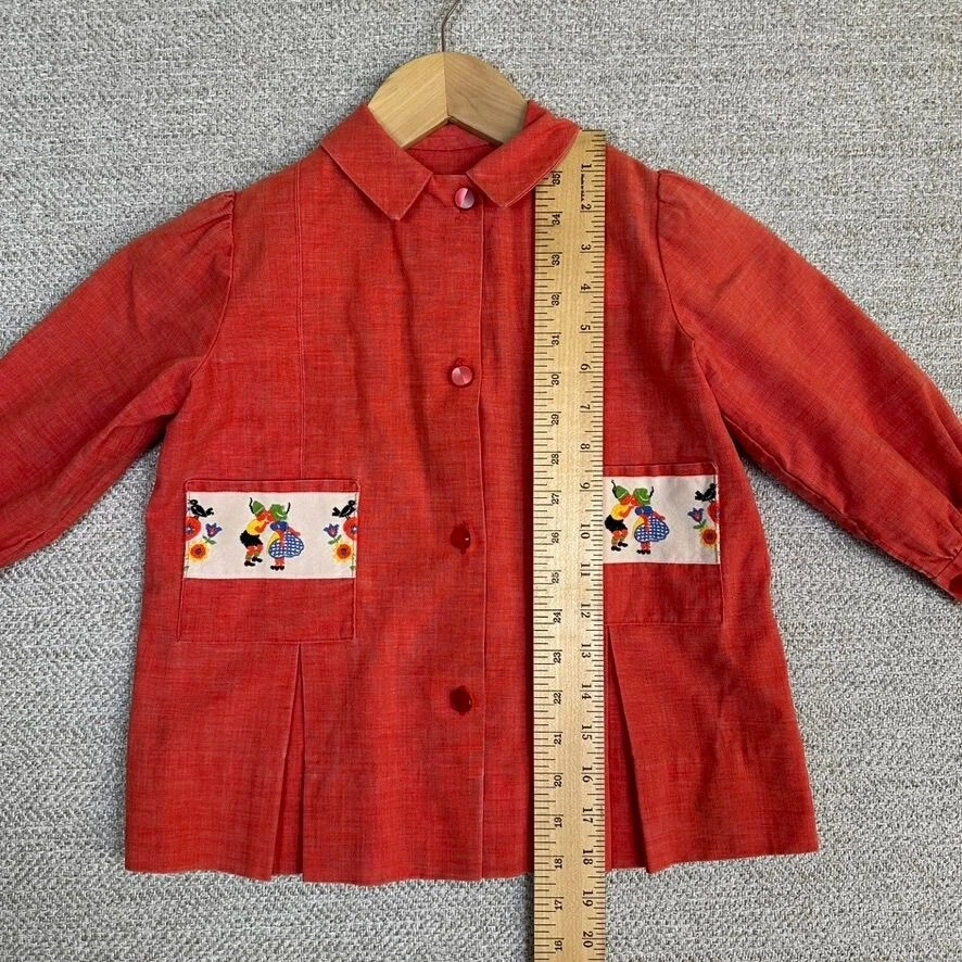 Vtg Sz L 9/10 Red Cotton Dress Coat Dutch Folk Art Pockets Button Girls - Image 3 of 4