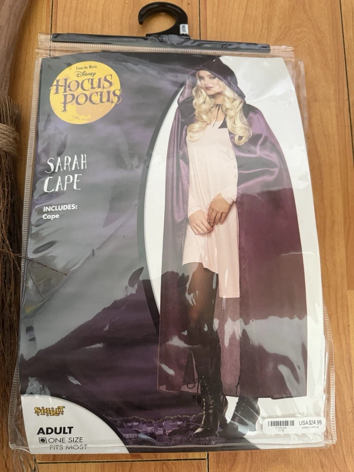 Hocus Pocus Sarah Sanderson Womens Costume + Cape + Small Broomstick Size Large - Image 3 of 3