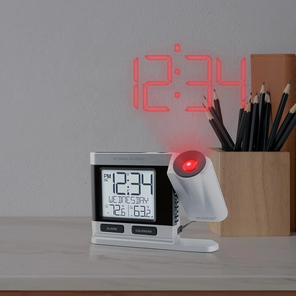 Digital Silver Atomic Projection Alarm Clock Indoor Outdoor Temp Calendar - Image 4 of 4