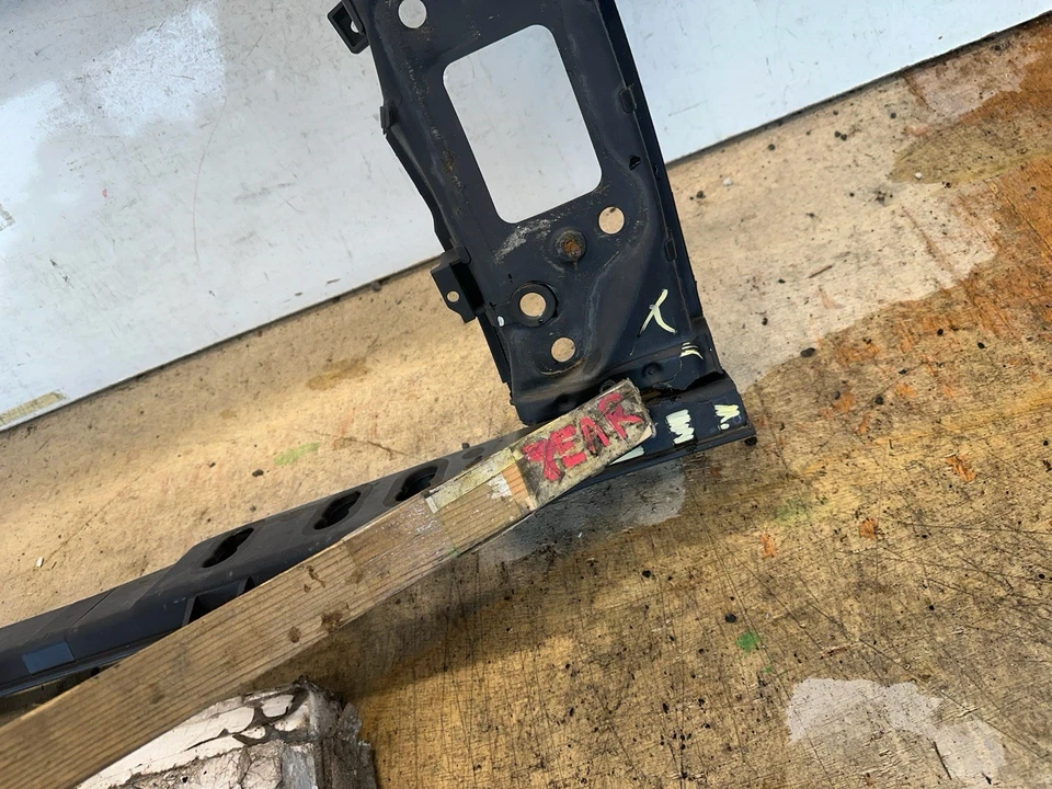 ПОДЛИННЫЙ ® ПЕРЕДНИЙ РАДИАТОР ПОДДЕРЖКИ 2014-2017 KIA SOUL 64101B2000 - Изображение 3 из 4