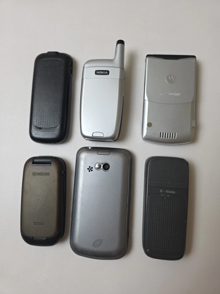Lot of 6 Untested Phones Flip Motorola Nokia LG Kyocera AS IS NO RETURNS - Image 3 of 3
