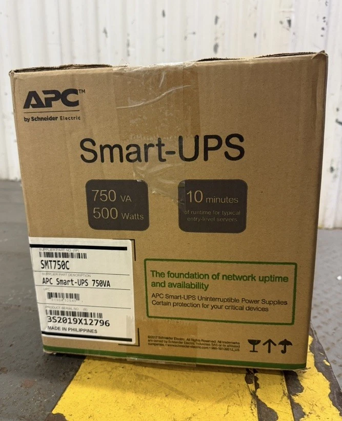APC SMART SMT750C UPS with SmartConnect Remote Monitoring,Pure Sine Wave Backup - Image 2 of 3
