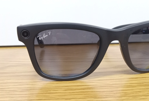 Gafas inteligentes polarizadas Ray-Ban Meta Wayfarer AI (RW4008, negras) - Función completa - Imagen 2 de 11