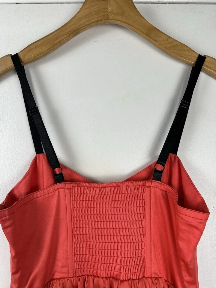 Vestido Babydoll GO International Coral Talla 3 Niveles Dobladillo Correas Ajustables Cremallera Lateral Foto 4 de 4