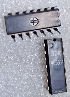 Signetics NE556A 2 Func, BIPolar, Dual Monolithic Timing Circuit /PDIP14/  1 Pc.
