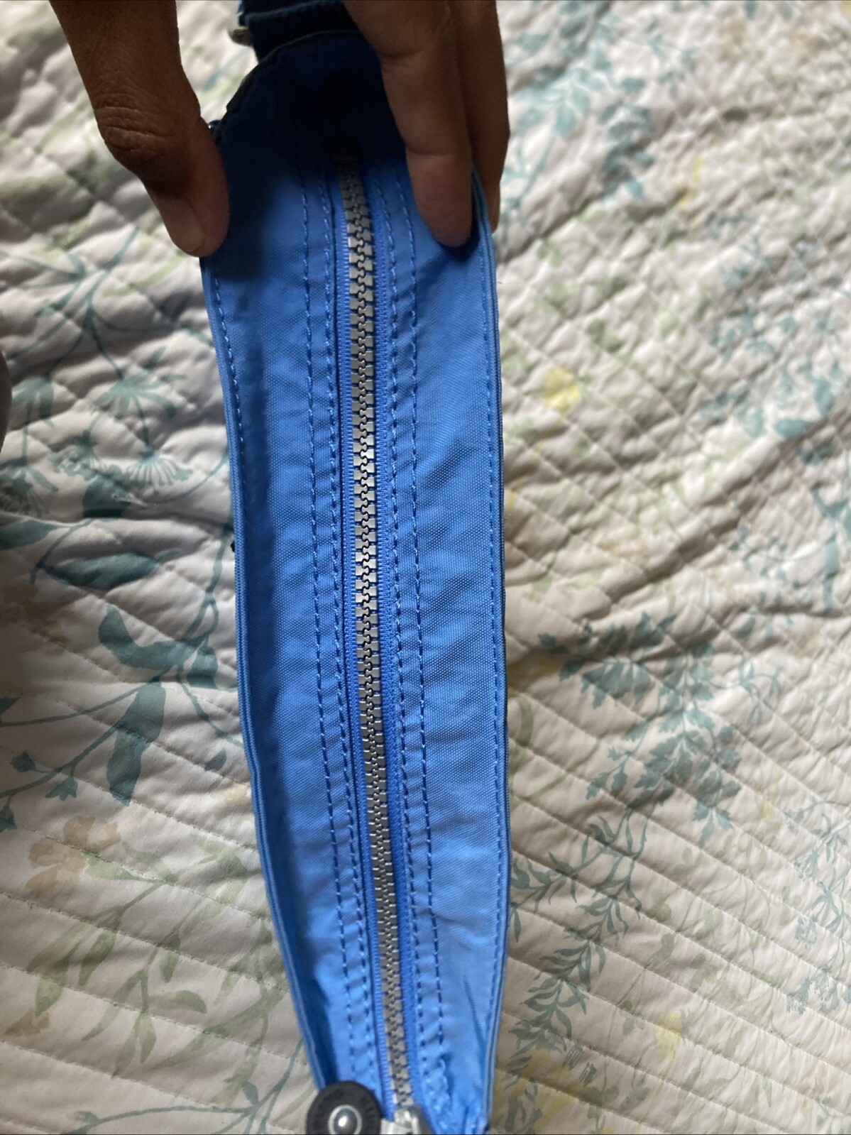 Kipling Crossbody Expandable Adjustable Messenger… - image 11