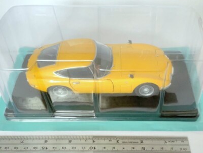 Toyota 2000GT (1967) 1/24 Diecast Model - Hachette Japanese Cars