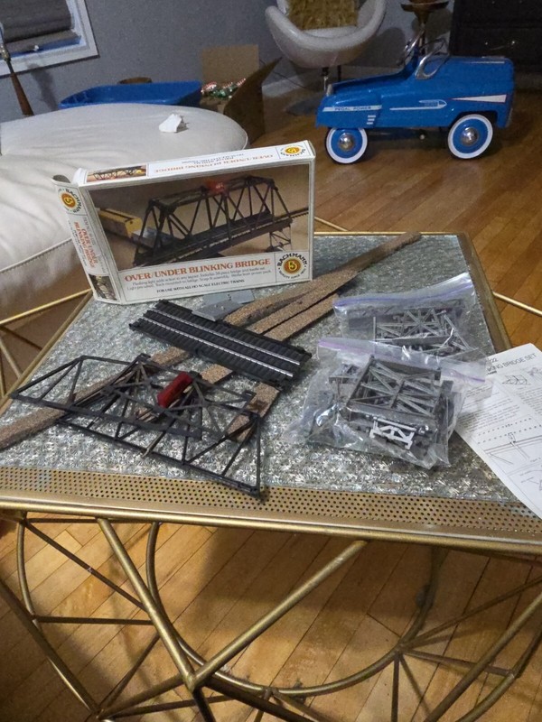 Vtg BACHMANN HO Scale Over/Under Blinking Bridge # 46-1222 PARTS ONLY READ