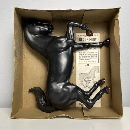 1969 Aurora King Of The Wild Horses Black Fury Model Kit With Box - Kit No. 400 - Picture 7 of 8