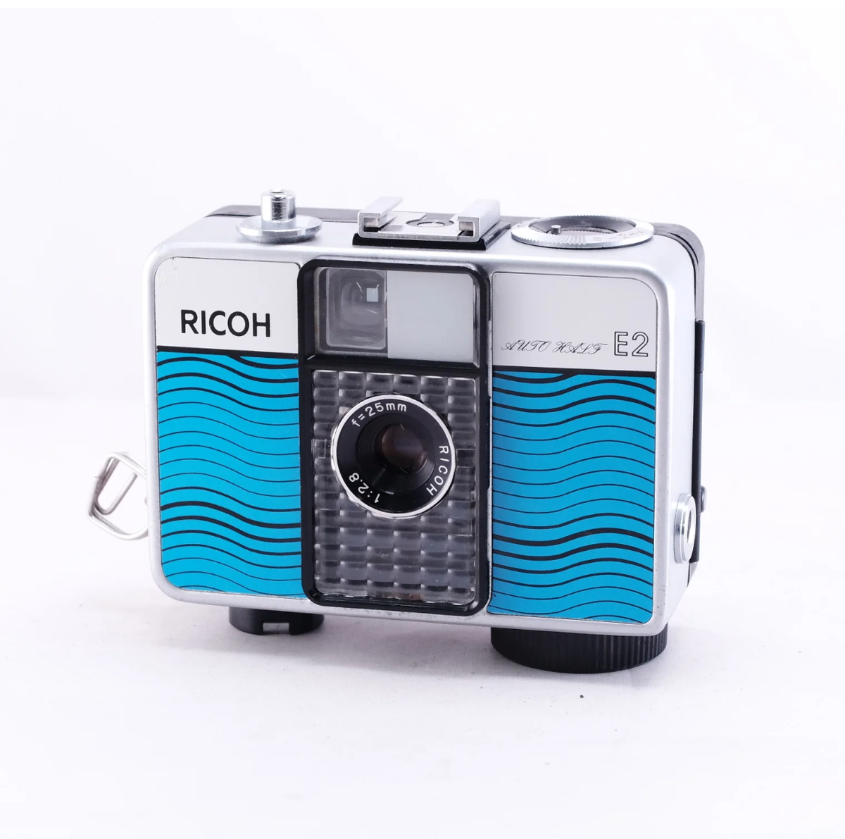 ✽AUTOHALF　E✽ オートハーフ✽リコー✽リメイク✽ハーフカメラ✽青 Ricoh Auto Half E2 Line Blue 35mm Half Frame Film Camera Vintage