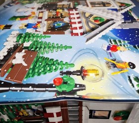 LEGO Advanced Models: Winter Village Toy Shop (10199)