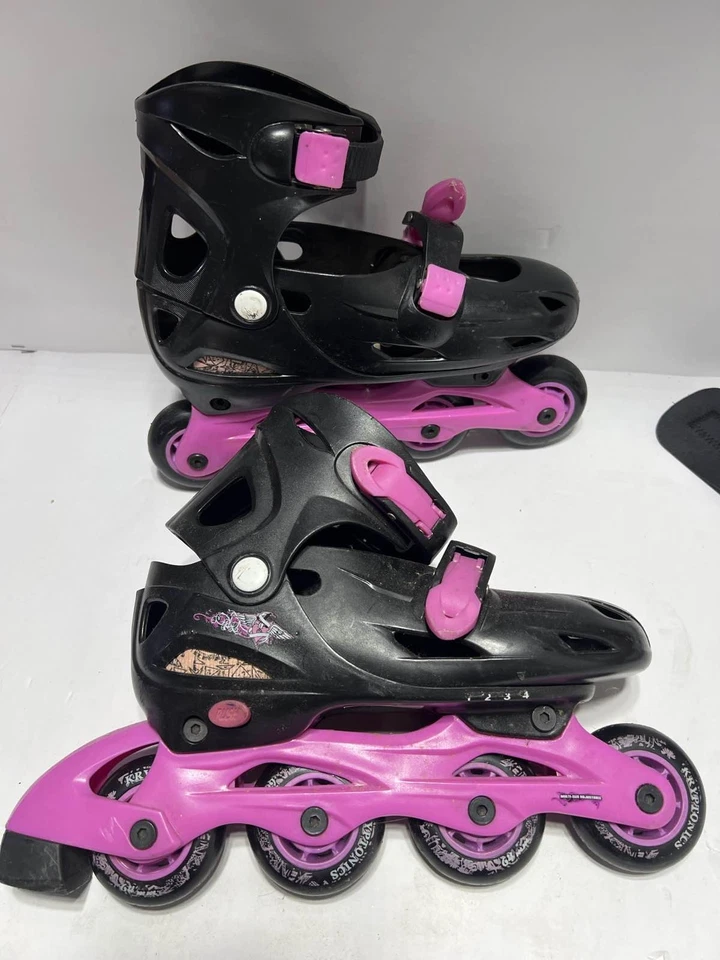 Kryptonics Vicious Youth Adjustable Inline Skates Black Pink - Image 4 of 4
