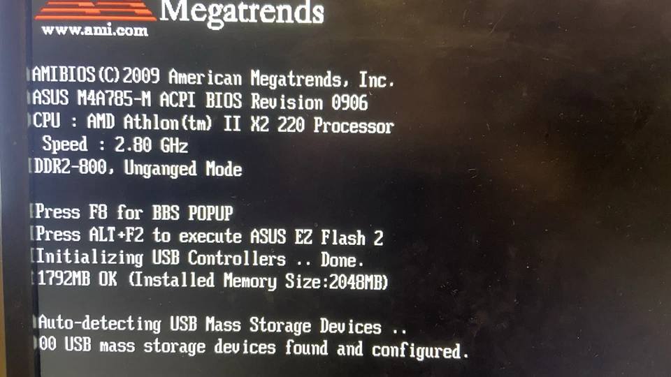 AMD Athlon II X2 220 2.8 GHz Dual-Core ADX2200CK22GM CPU Socket AM3/AM2+ - Image 2 of 3