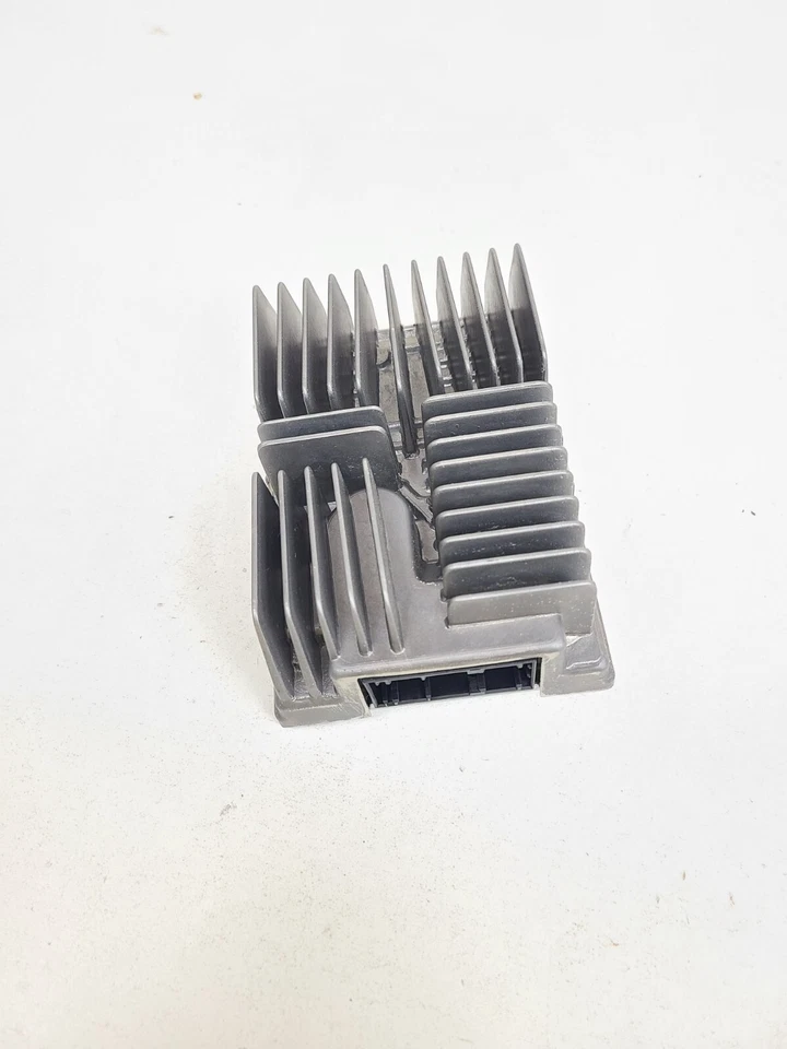 AMPLIFICADOR DE AMPLIFICADOR DE SISTEMA DE SONIDO DE AUDIO XDRIVE G30 BMW 530I 2017-2024 OEM  Foto 4 de 4