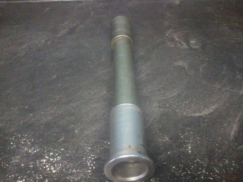 00-07 Suzuki Front Axle Assembly # 54711-35F10 GSX-R600 GSXR 600 750 1000 - Picture 2 of 3