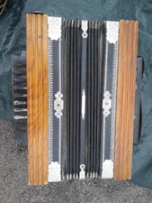 petit accordéon ancien années 1900