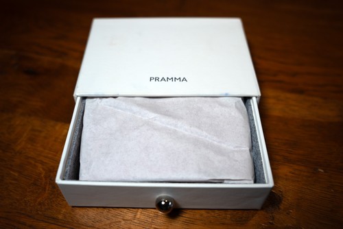 Designer Pramma No 8 Clutch bag - mint condition with box never used - Picture 14 of 15