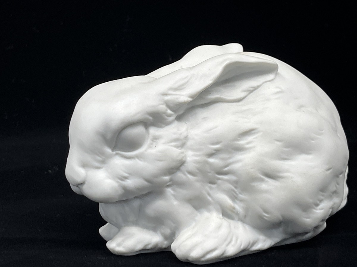 Vintage 5” AK Kaiser White Bisque Porcelain Hare Rabbit Bunny