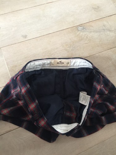 Authentic Hollister California Ladies W26 Heck Shorts VGC SUMMER READY - Picture 5 of 9